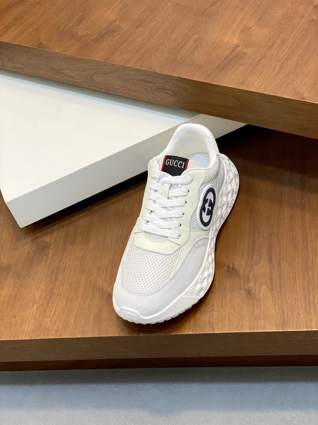 Men's shoes 💰780 [Gucci] Gucci - High-end quality original order - Upper: Napa calfskin, pebbled calfskin, computer embroidered brand totem - Inner: water-dyed cowhide - Outsole: ultra-light TPU·rubber; two-color molded outsole -Super high quality control·Fine workmanship: highlighted (high-end·luxury·grade) -Size: 38-44 (38 45 can be customized)